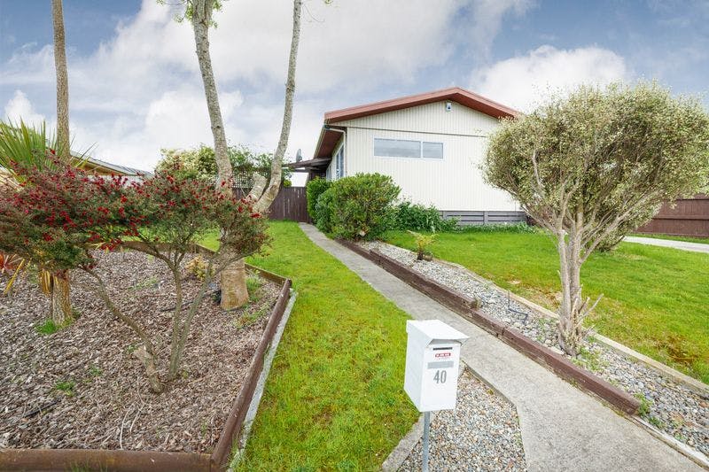 40 Dahlstrom Grove, Kelvin Grove, Palmerston North City