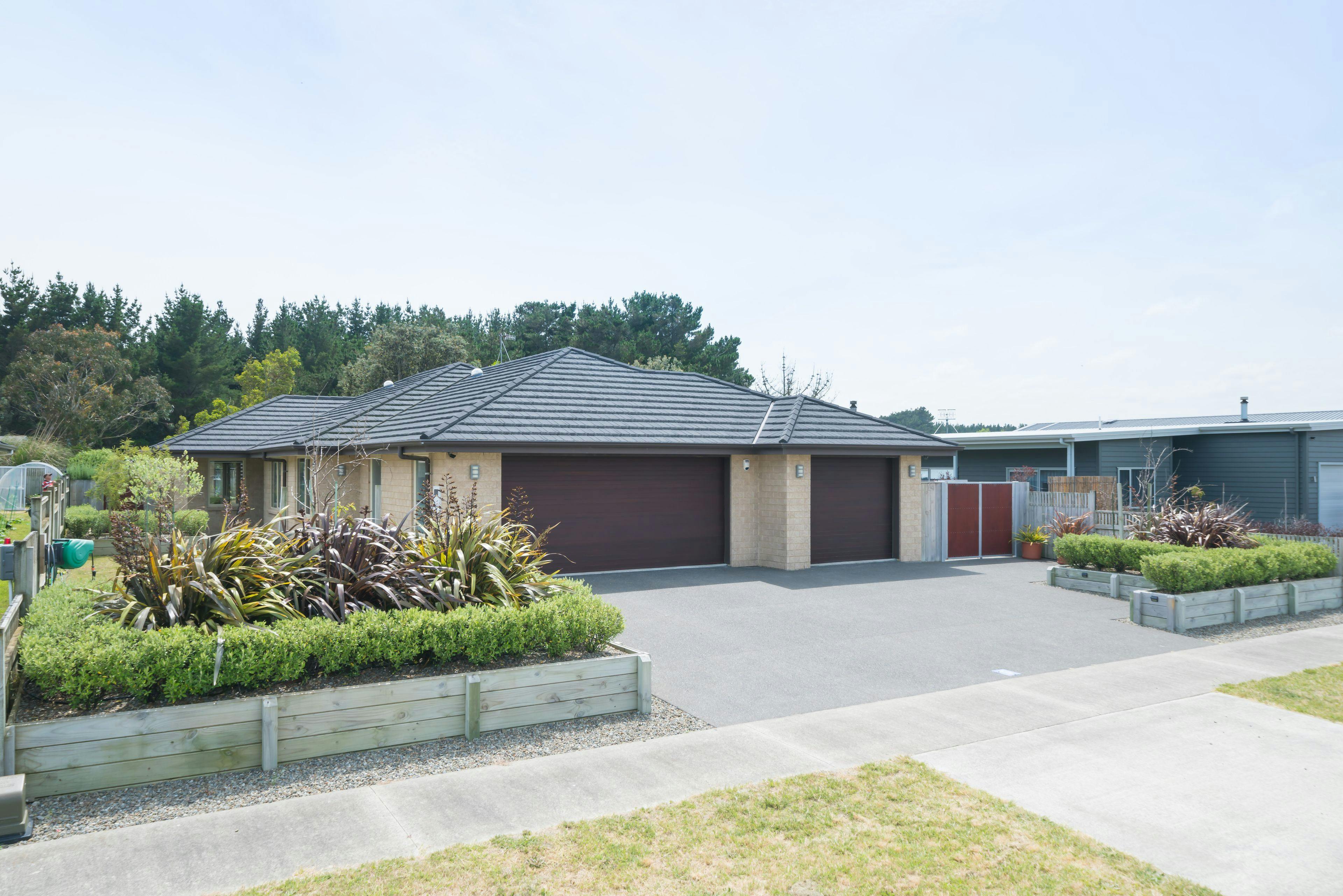 24 Sandown Avenue, Himatangi Beach, Manawatu, Manawatu | Tall Poppy 