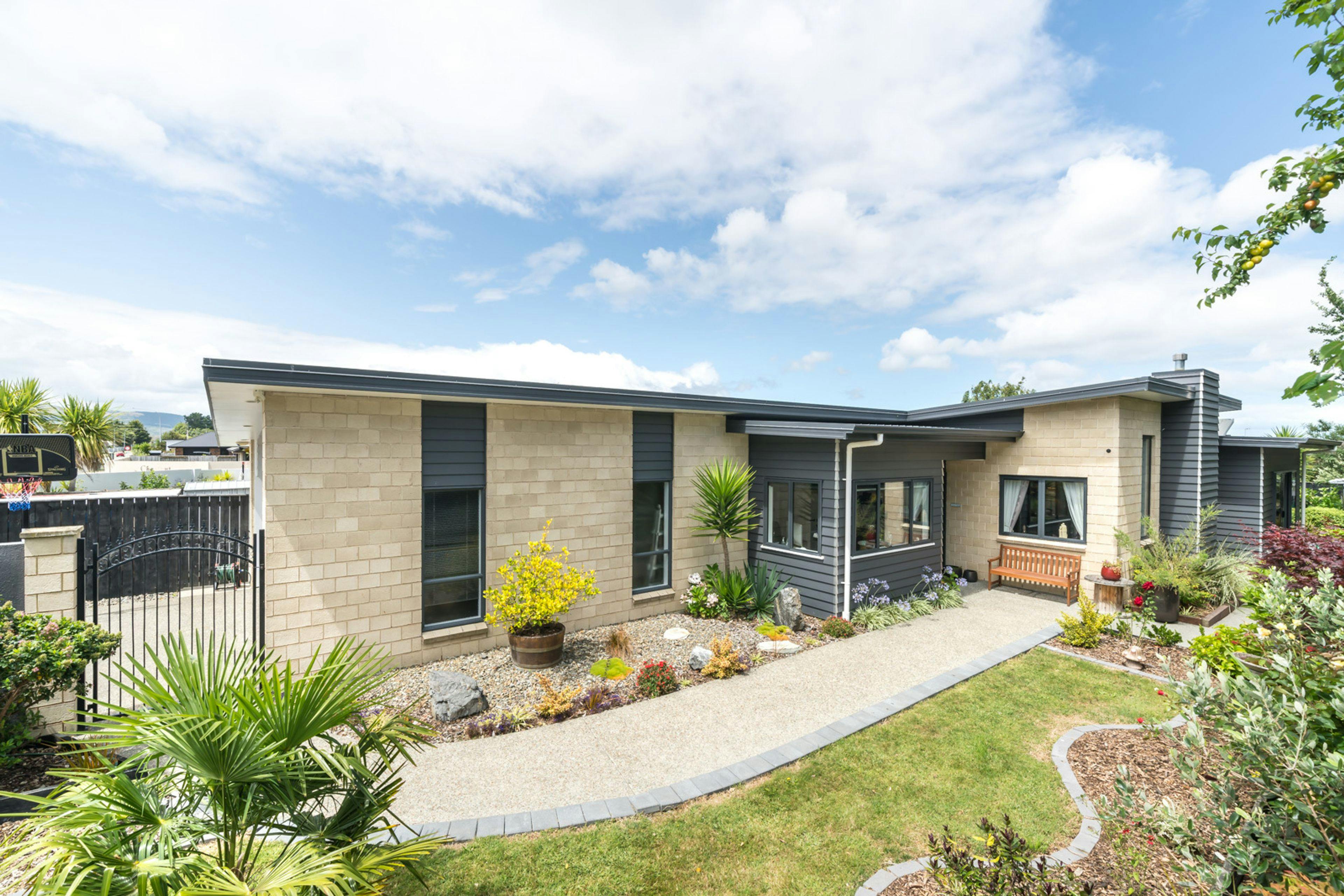 101 James Line, Kelvin Grove, Palmerston North City, Manawatu | Tall Poppy 