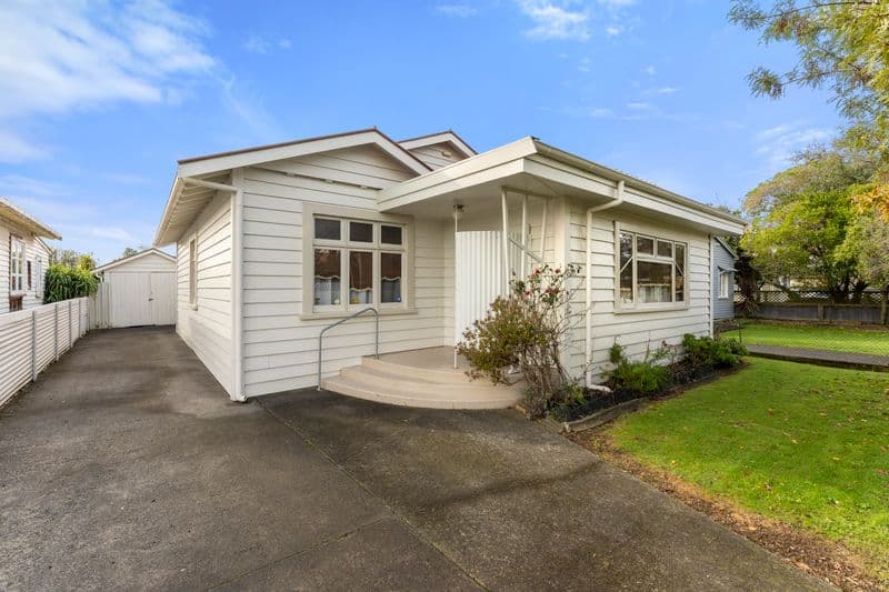 77 Shamrock Street, Takaro, Palmerston North City, Manawatu | Tall Poppy 