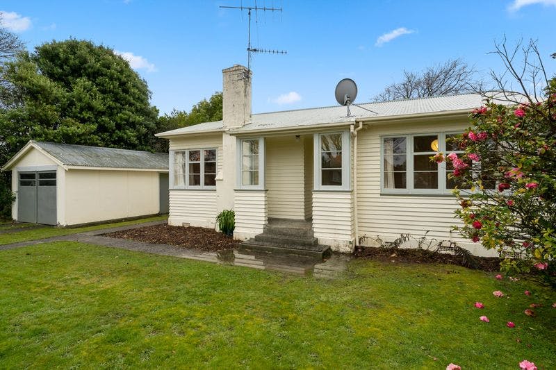 4 Nathan Place, West End, Palmerston North City