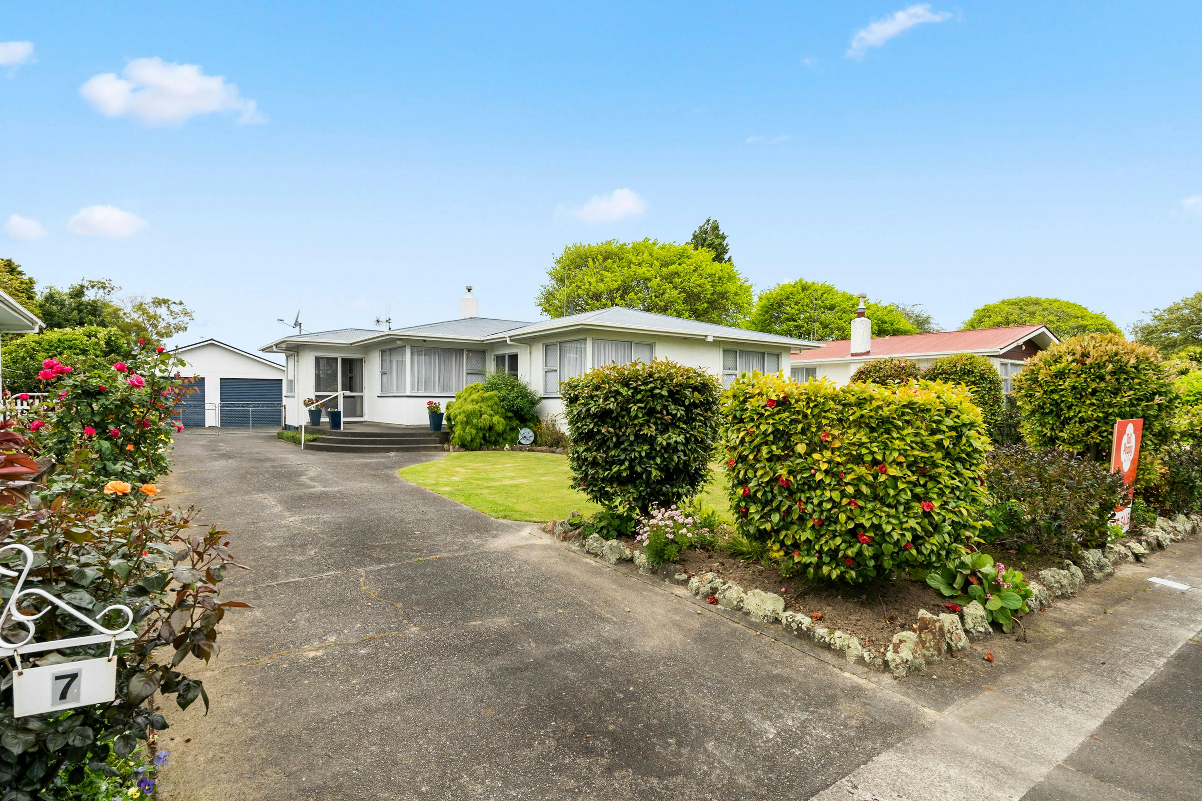 7 Piper Place, Roslyn, Palmerston North City, Manawatu | Tall Poppy 