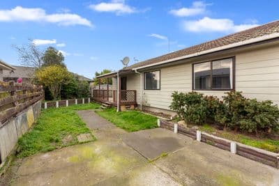 42A Mcleavey Drive, Kelvin Grove, Palmerston North City, Manawatu | Tall Poppy 