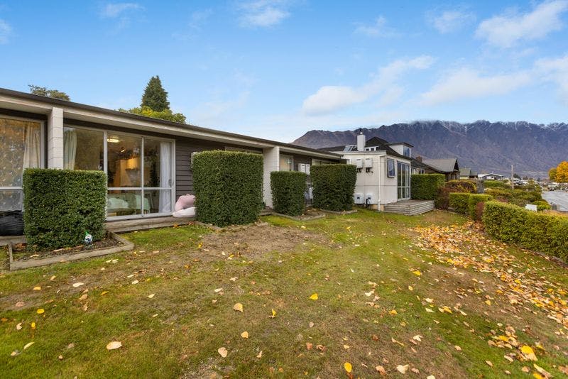 26 and 27/4 Lake Avenue, Frankton, Queenstown, Otago | Tall Poppy 