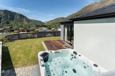 22 Morning Star Terrace, Arthurs Point, Queenstown, Otago | Tall Poppy 