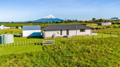 647 Beaconsfield Road, Stratford, Stratford, Taranaki | Tall Poppy 