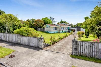 210 Regan Street, Stratford, Stratford, Taranaki | Tall Poppy 