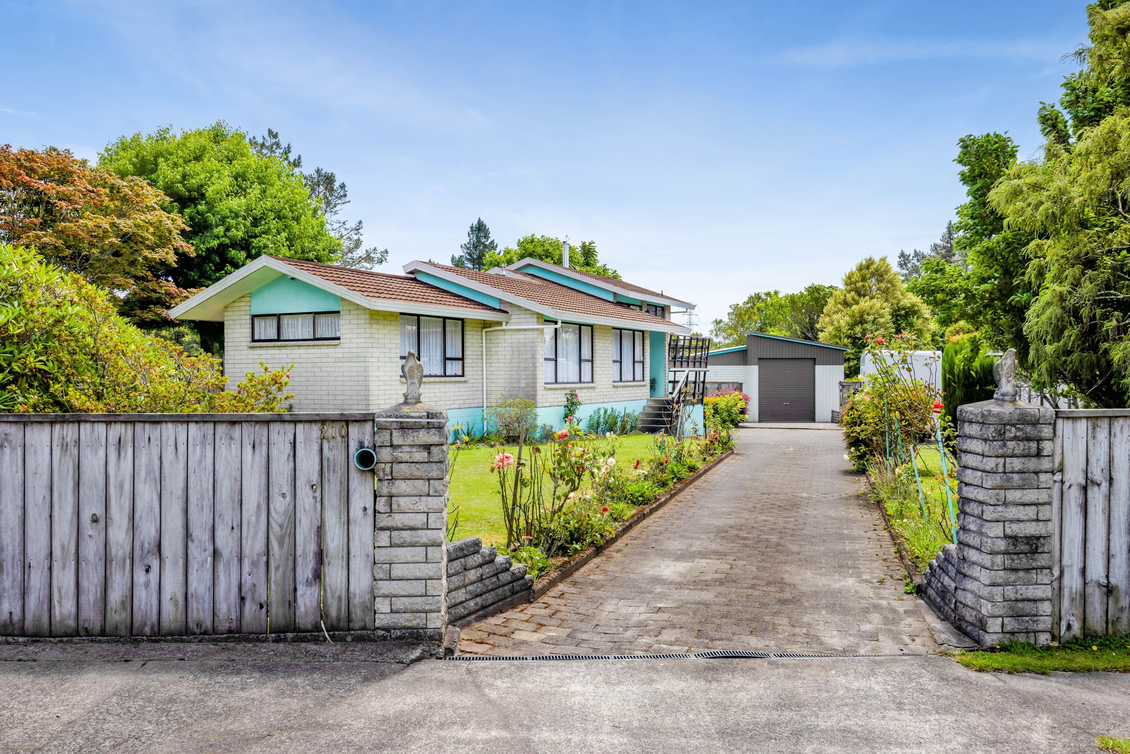 210 Regan Street, Stratford, Stratford, Taranaki | Tall Poppy 