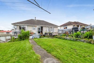 104 Hathaway Street, Stratford, Stratford, Taranaki | Tall Poppy 