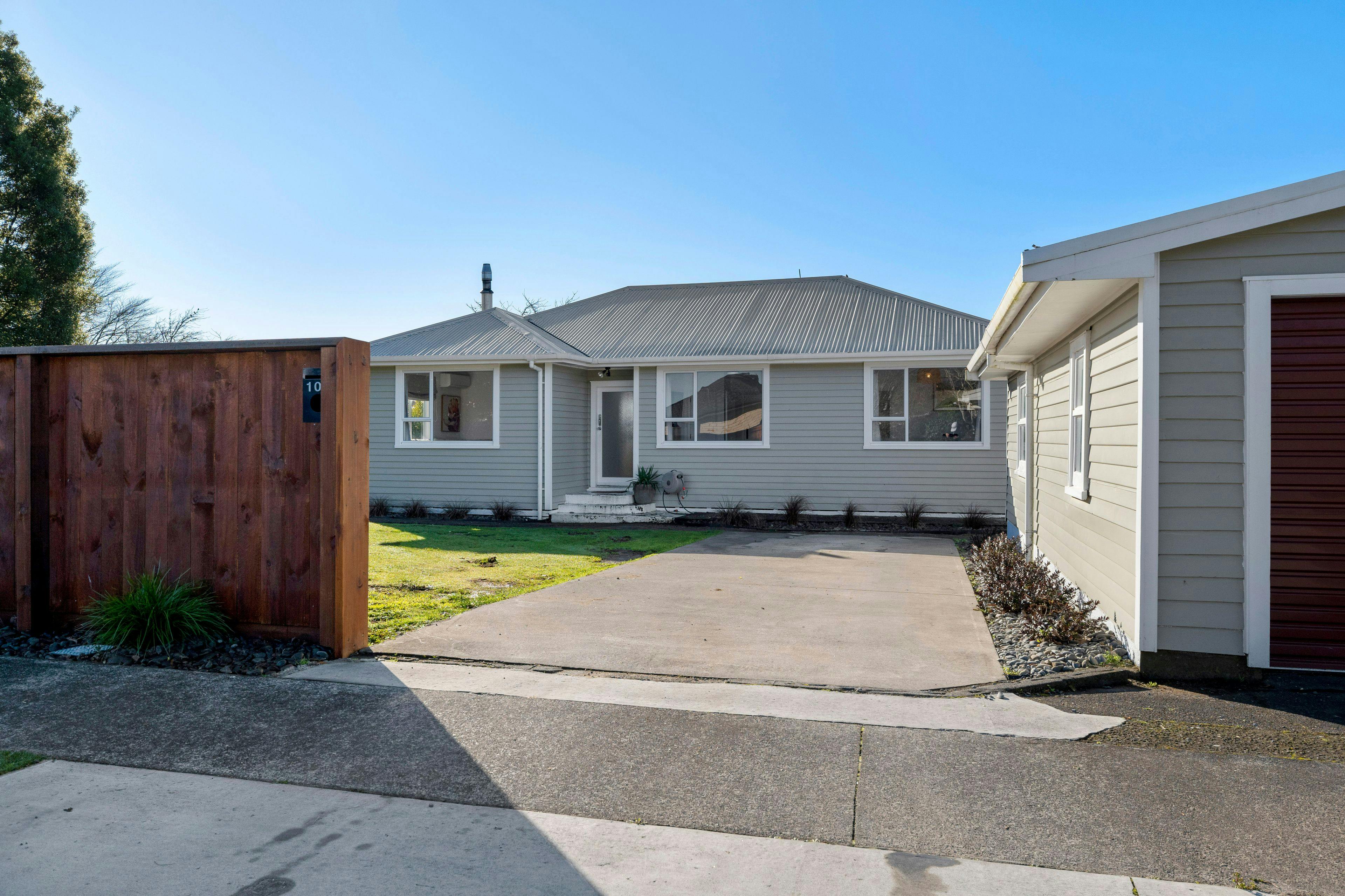 108 Brecon Road, Stratford, Stratford, Taranaki | Tall Poppy 