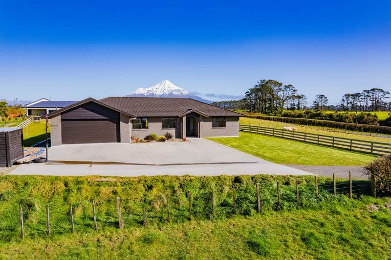 297 Monmouth Road, Stratford, Stratford, Taranaki | Tall Poppy 