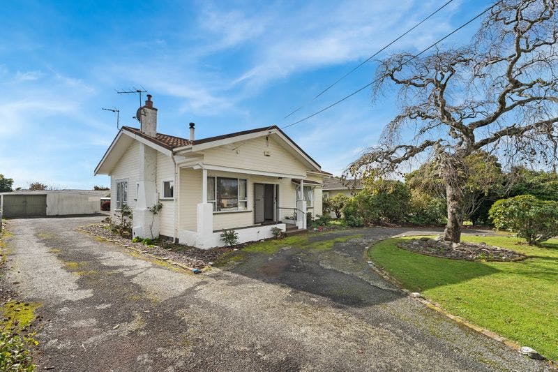 24 Pembroke Road, Stratford, Stratford, Taranaki | Tall Poppy 