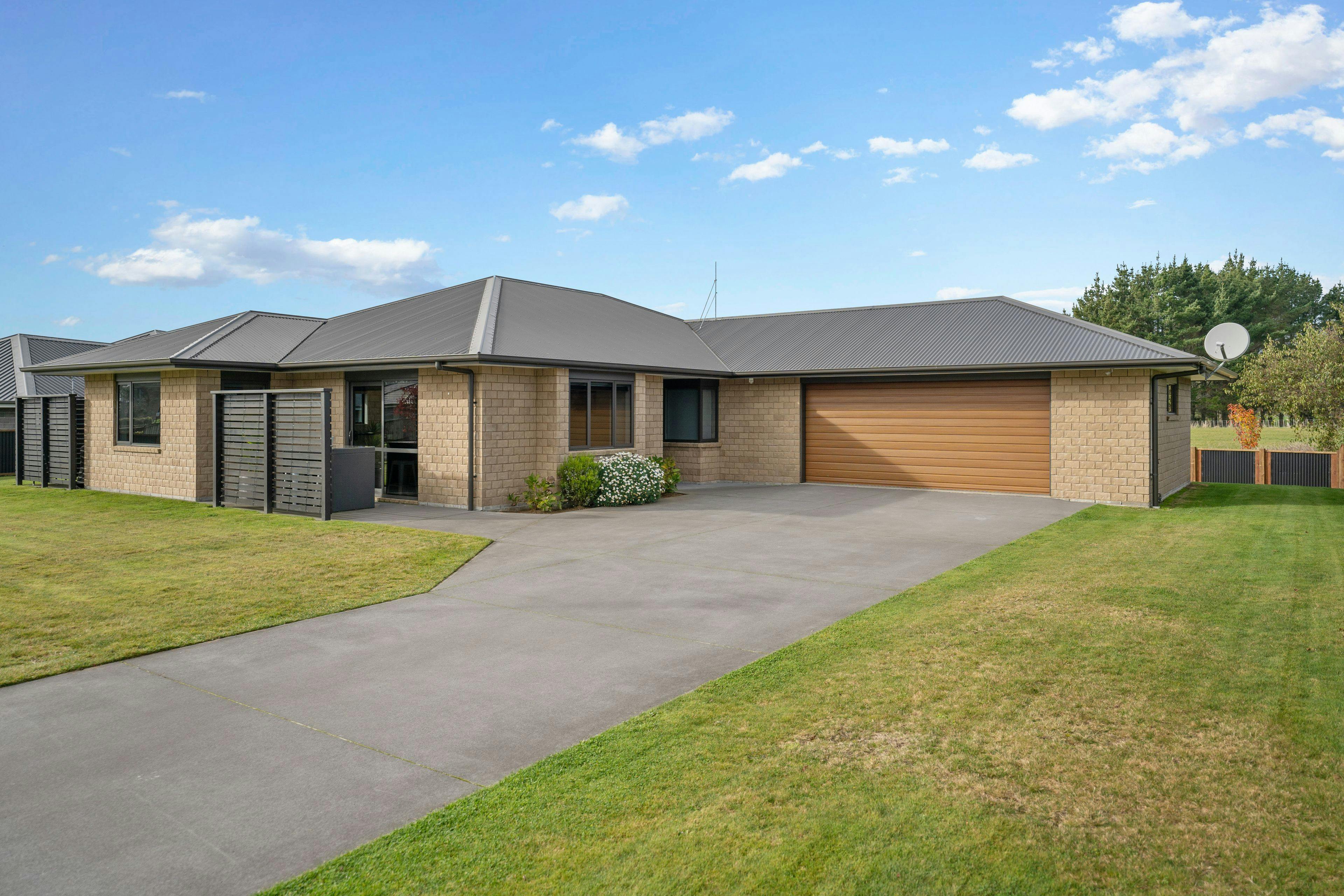 3 Mercade Close, Stratford, Stratford, Taranaki | Tall Poppy 