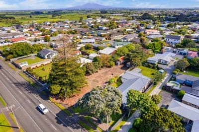 328 South Road, Hawera, South Taranaki, Taranaki | Tall Poppy 