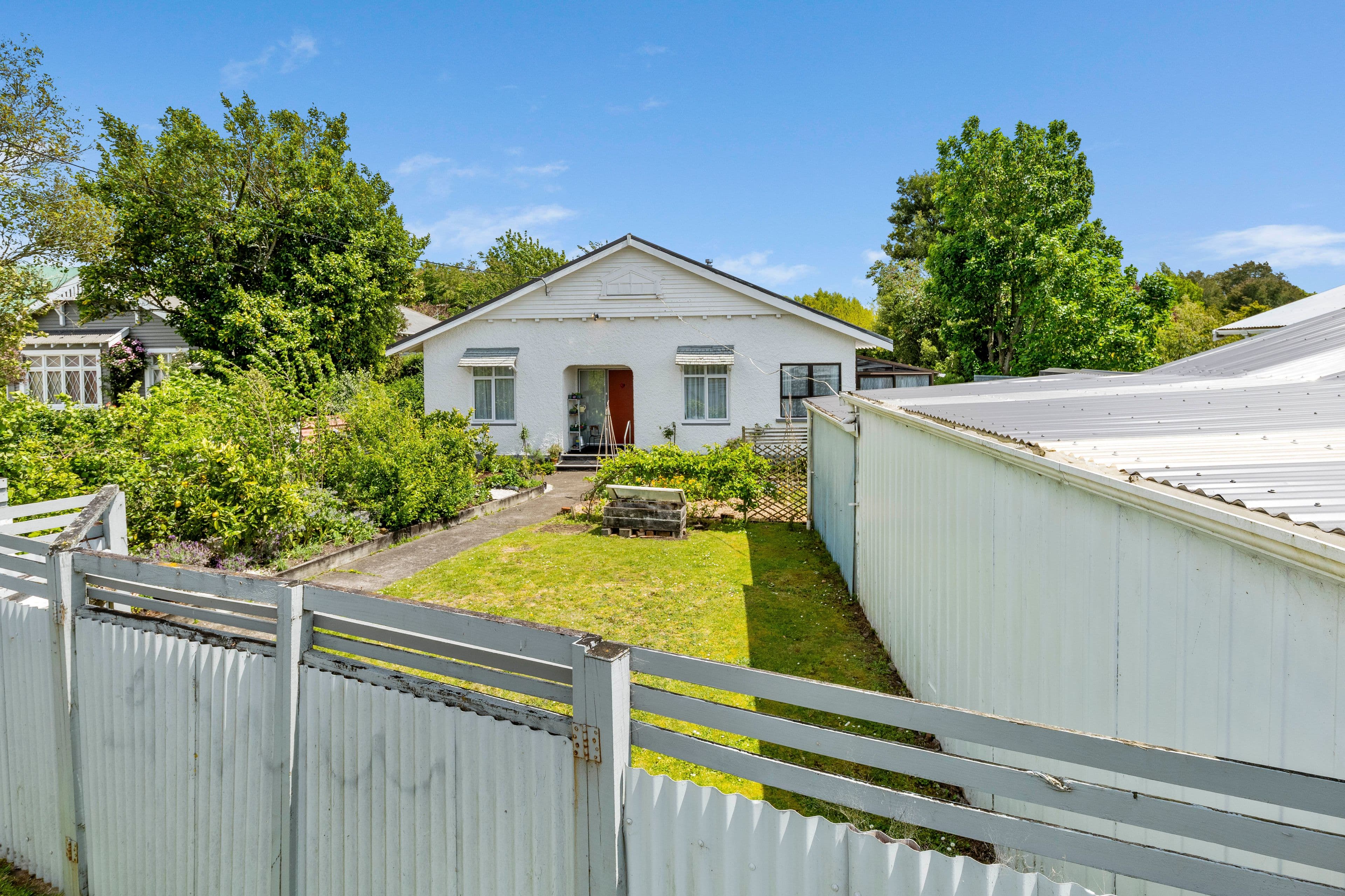 241 High Street, Eltham, South Taranaki, Taranaki | Tall Poppy 