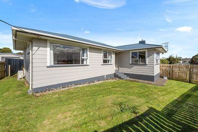 39 Swansea Road, Stratford, Stratford, Taranaki | Tall Poppy 