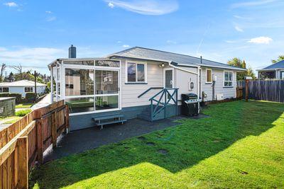 39 Swansea Road, Stratford, Stratford, Taranaki | Tall Poppy 