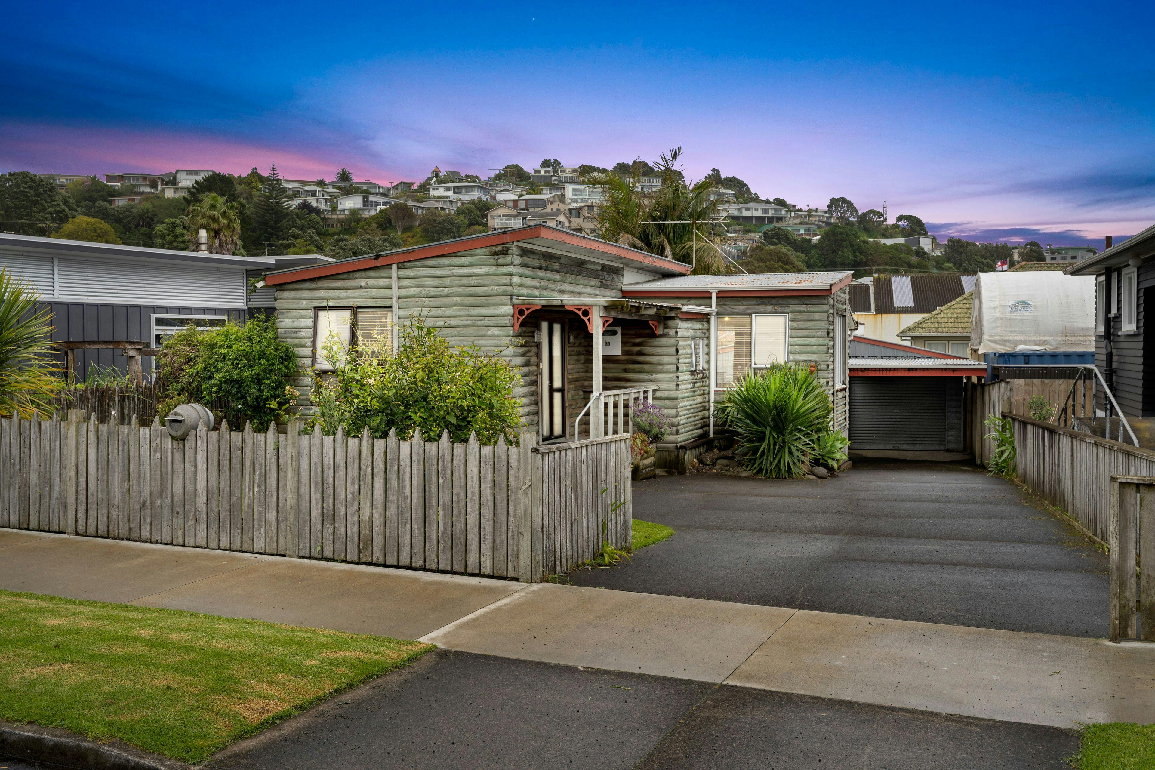 30 Pioneer Road, Moturoa, New Plymouth, Taranaki | Tall Poppy 