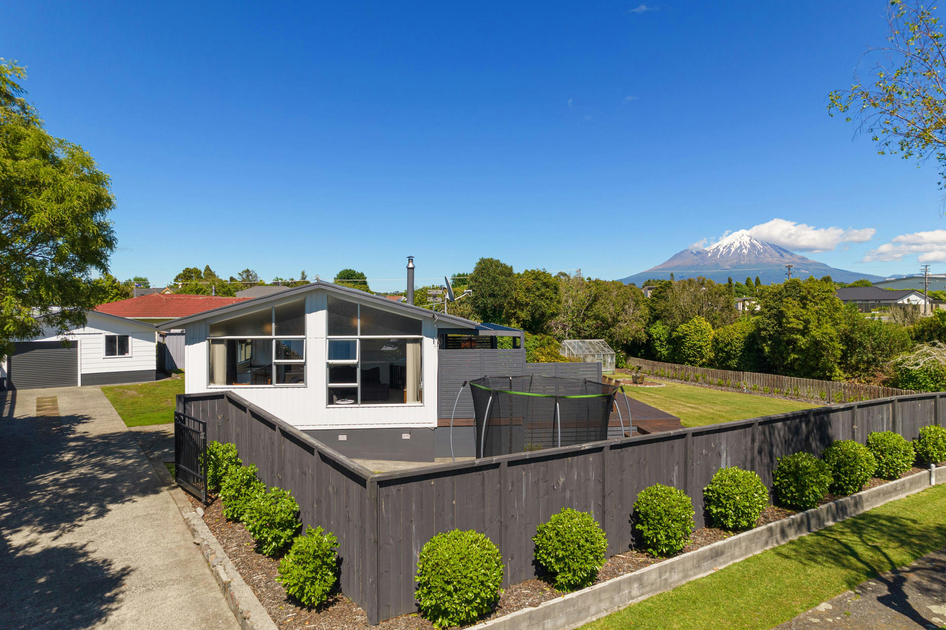 3 Oberon Street, Stratford, Stratford, Taranaki | Tall Poppy 