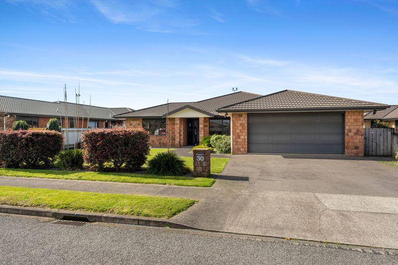 30 Montague Grove, Stratford, Stratford, Taranaki | Tall Poppy 