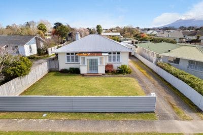 115 Hamlet Street, Stratford, Stratford, Taranaki | Tall Poppy 