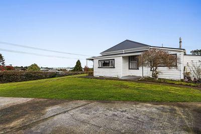 224 Bridge Street, Eltham, South Taranaki, Taranaki | Tall Poppy 