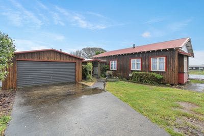 130 Regan St, Stratford, Stratford, Taranaki | Tall Poppy 