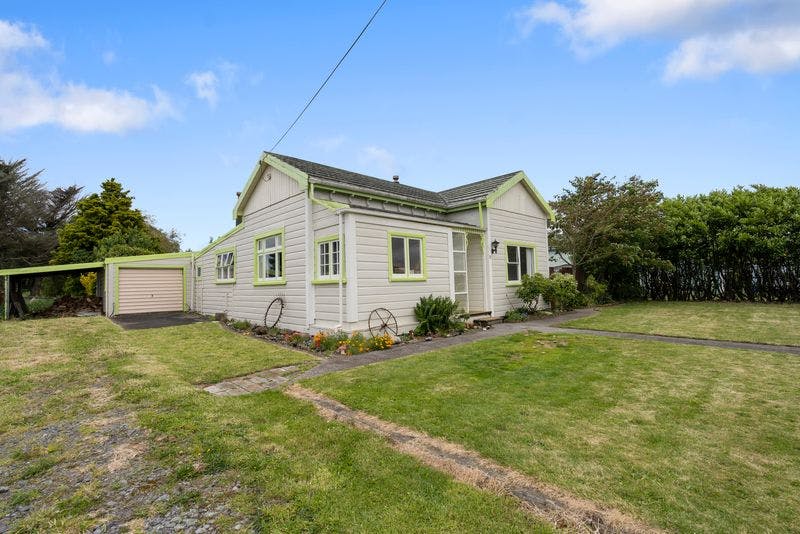 12 Tayler St, Eltham, South Taranaki