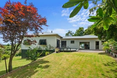 18B Panorama Drive, Welcome Bay, Tauranga, Bay of Plenty | Tall Poppy 