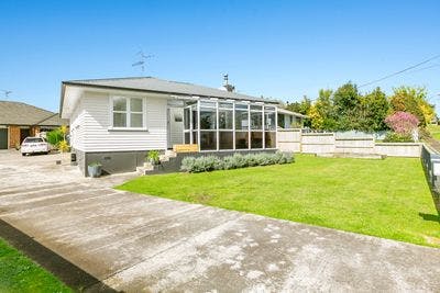 27 Manson Street, Gate Pa, Tauranga, Bay of Plenty | Tall Poppy 