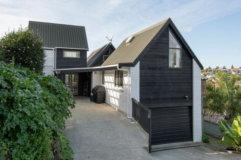 8B Lemon Grove Avenue , Otumoetai, Tauranga