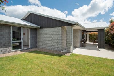 21 Butterworth Crescent, Papamoa Beach, Tauranga, Bay of Plenty | Tall Poppy 