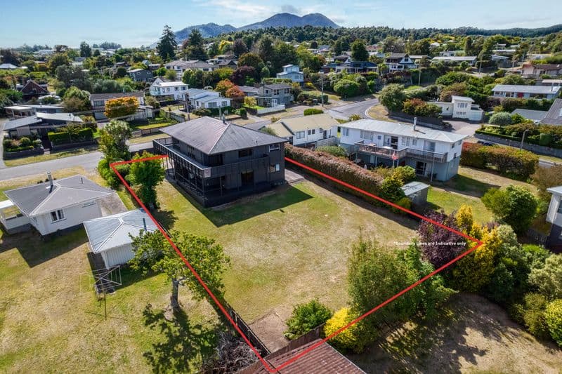 19 Ingle Avenue, Waipahihi, Taupo, Waikato | Tall Poppy 