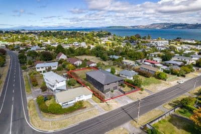 19 Ingle Avenue, Waipahihi, Taupo, Waikato | Tall Poppy 