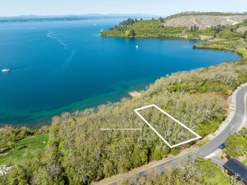 65 Parawera Drive, Acacia Bay, Taupo