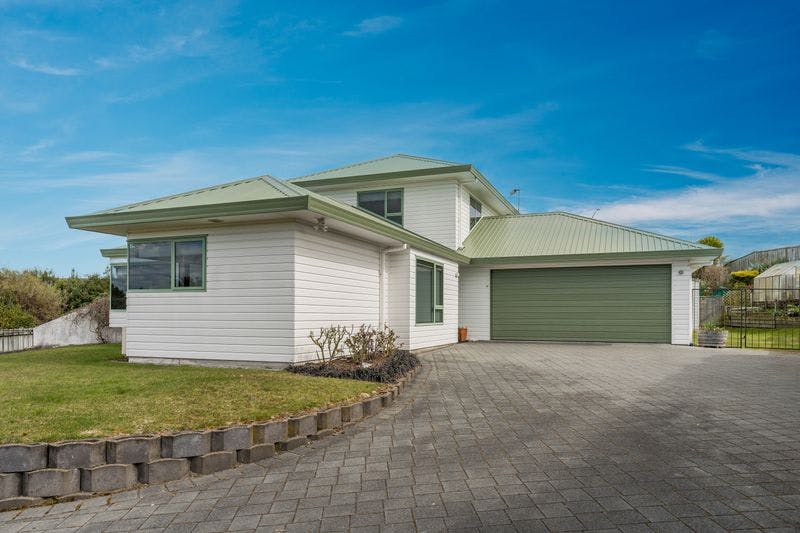 33 Kahurangi Drive, Rangatira Park, Taupo