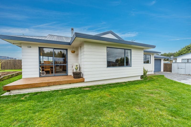 1/111 Arthur Crescent, Hilltop, Taupo