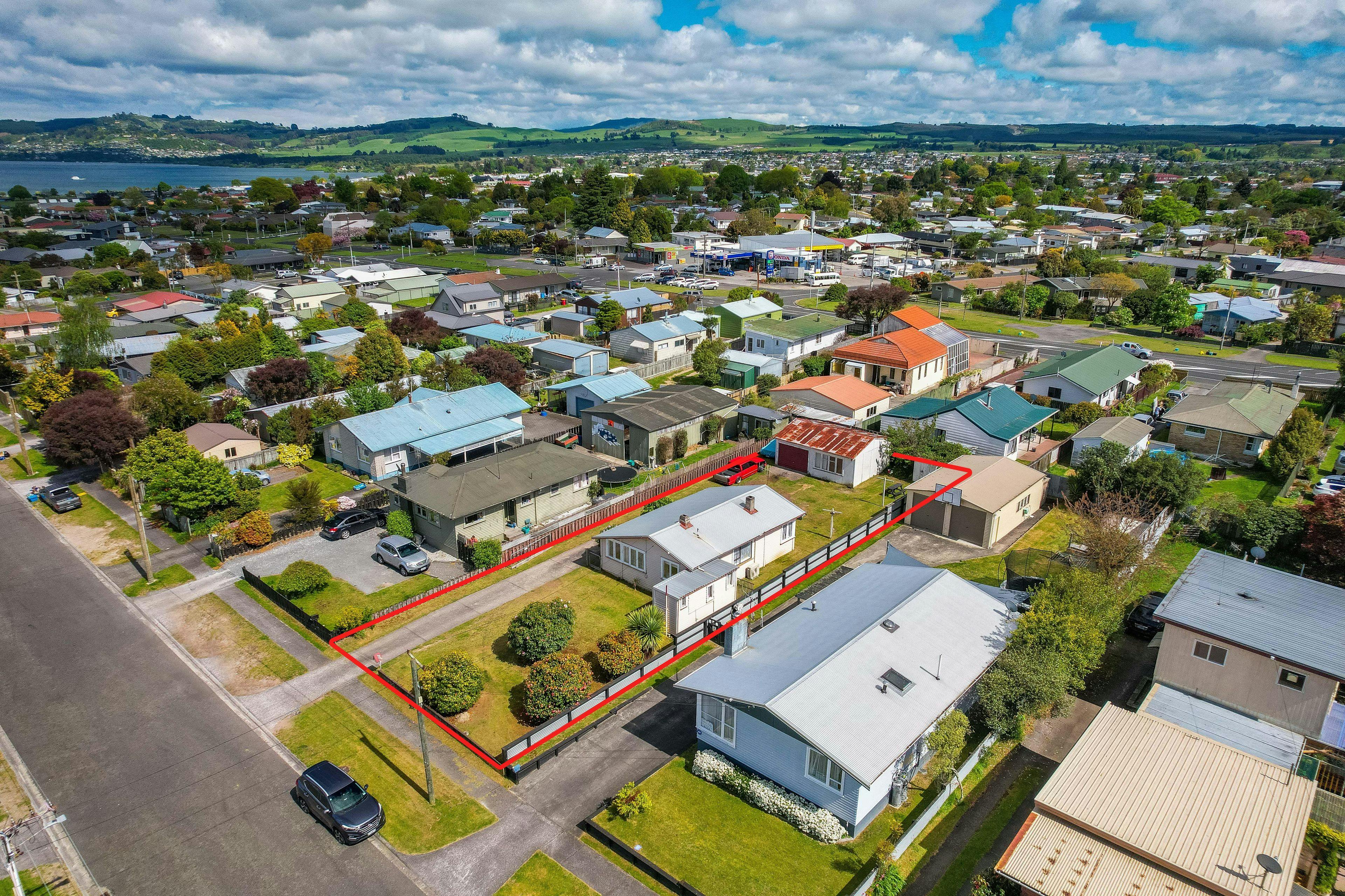 20 Waitahanui Avenue, Taupo, Taupo, Waikato | Tall Poppy 