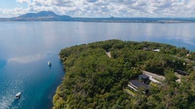 32 Parawera Drive, Acacia Bay, Taupo, Waikato | Tall Poppy 