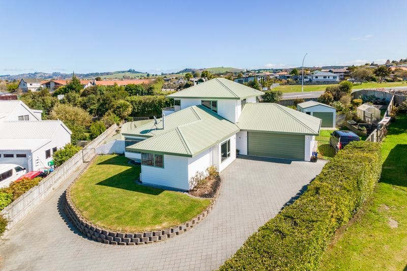 33 Kahurangi Drive, Rangatira Park, Taupo