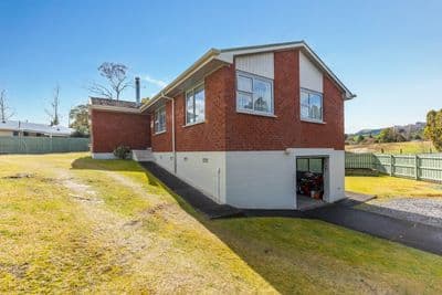 27 Falkner Park, Taumarunui, Ruapehu, Wanganui | Tall Poppy 