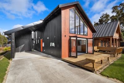 4 Lee Street, Ohakune, Ruapehu, Wanganui | Tall Poppy 