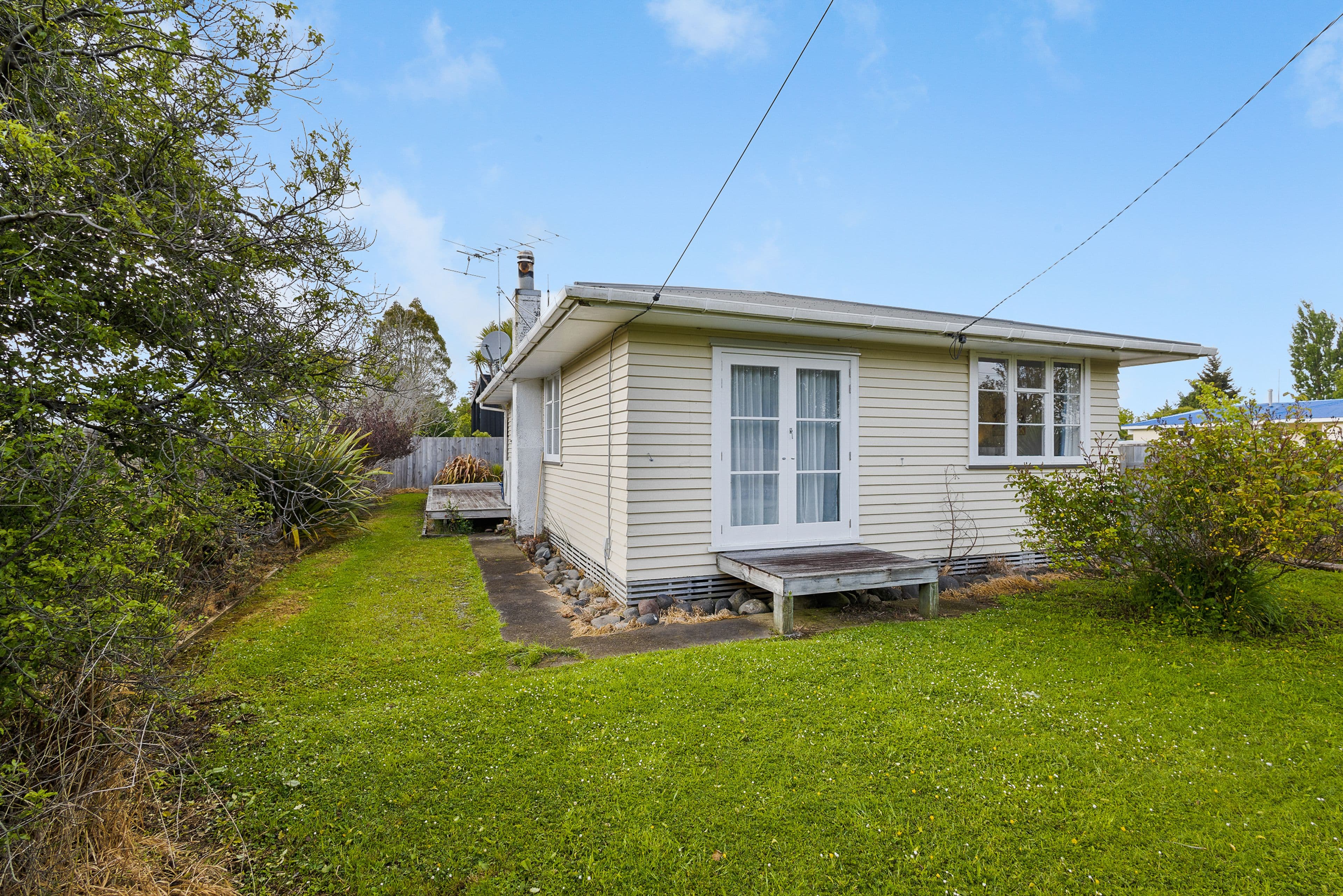 96 Goldfinch Street, Ohakune, Ruapehu, Wanganui | Tall Poppy 