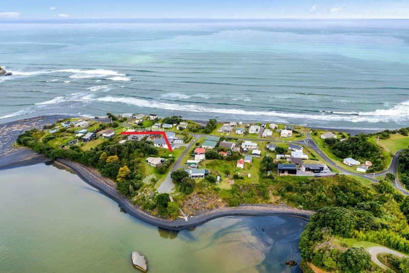 6 Tokopapa Street, Mokau, New Plymouth