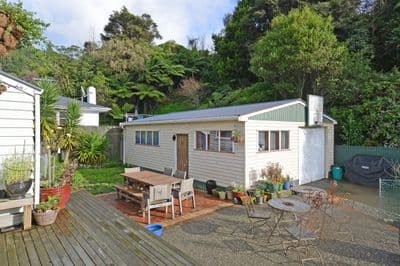 14 Pinehaven Road, Pinehaven, Upper Hutt City, Wellington | Tall Poppy 