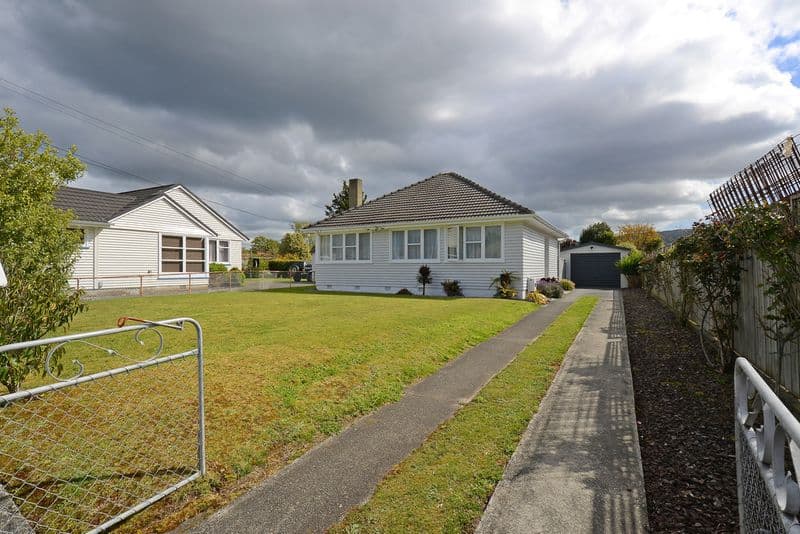 14 Robertson Street, Elderslea, Upper Hutt City