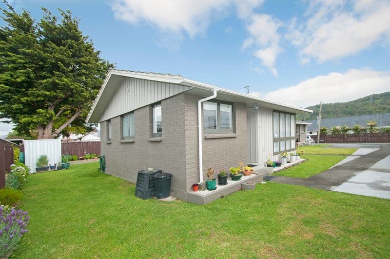 3/63A Pine Avenue, Ebdentown, Upper Hutt City