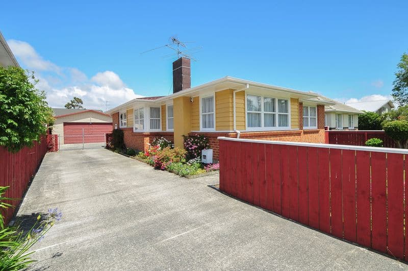 9 McLeod Street, Elderslea, Upper Hutt City