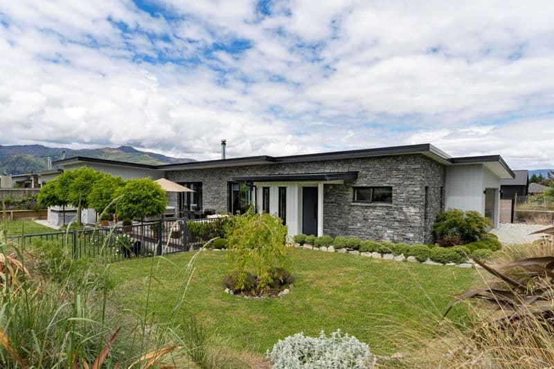 5 Francis Lane, Lake Hawea, Wanaka