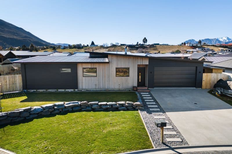 13 Teal Place, Lake Hawea, Wanaka, Otago | Tall Poppy 